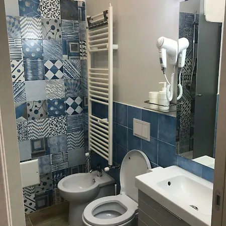 Quasi In Centro 4*