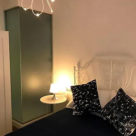 Quasi In Centro לינה וארוחת בוקר 4*