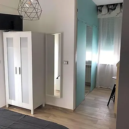 לינה וארוחת בוקר Quasi In Centro 4*