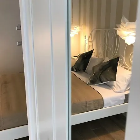 Quasi In Centro לינה וארוחת בוקר 4*